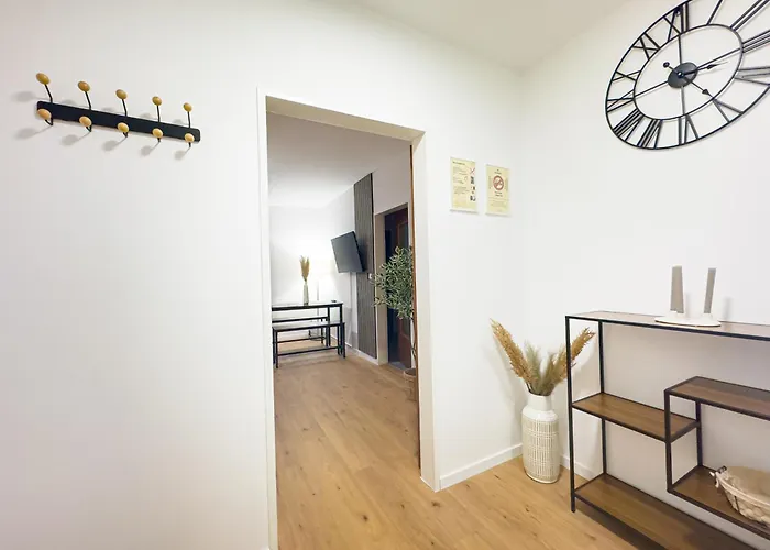 Modernes Mit Balkon&parkplatz, Wifi Apartment