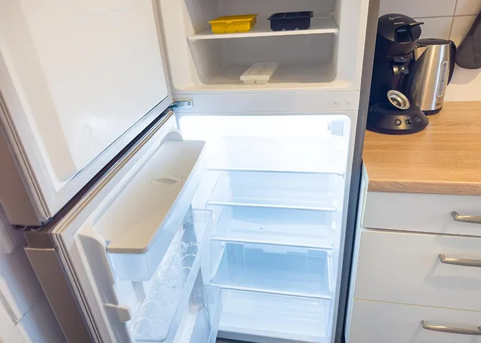 Apartment Modernes Mit Balkon&parkplatz, Wifi