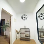 Moin - Privater Parkplatz & Balkon, Wifi Und Tv
