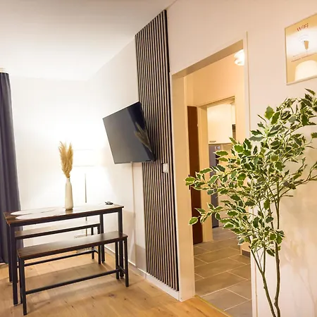 Moin Z#1- Privater Parkplatz & Balkon, Wifi Und Tv Apartment *