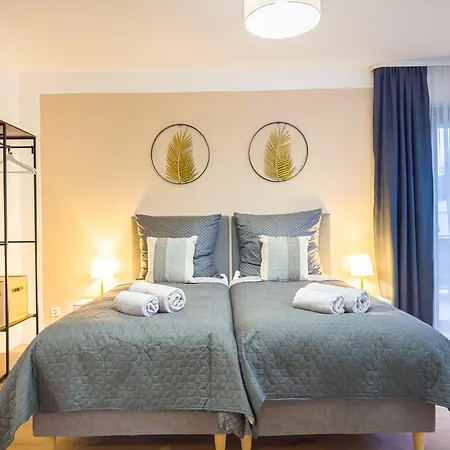 Apartment Moin Z#1- Privater Parkplatz & Balkon, Wifi Und Tv Bremen