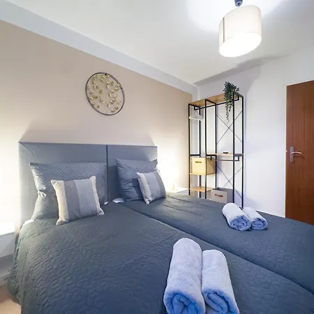 Moin Z#1- Privater Parkplatz & Balkon, Wifi Und Tv Apartment *