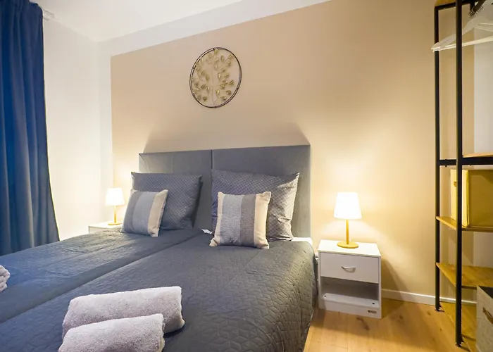 Διαμέρισμα Moin - Privater Parkplatz & Balkon, Wifi Und Tv *