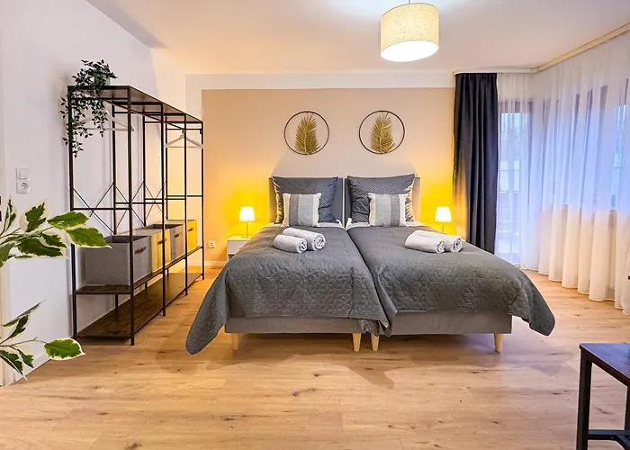 Moin - Privater Parkplatz & Balkon, Wifi Und Tv Βρέμη