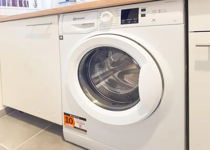 Moin - Privater Parkplatz & Balkon, Wifi Und Tv