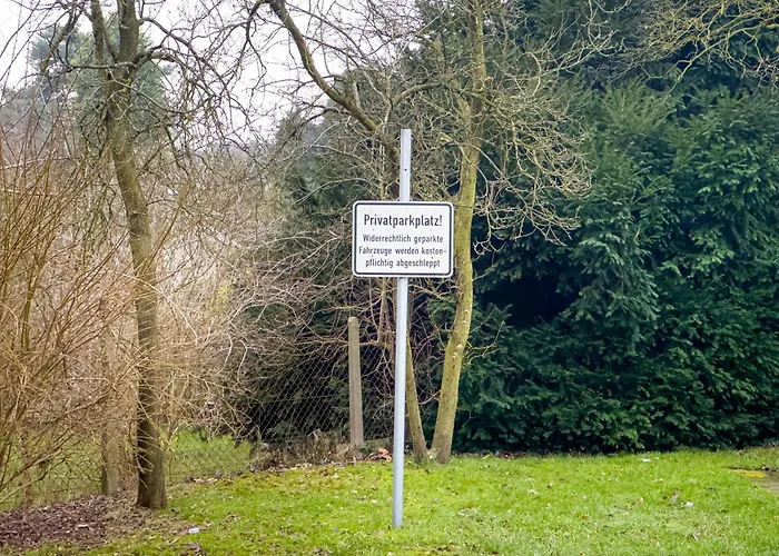 Moin - Privater Parkplatz & Balkon, Wifi Und Tv